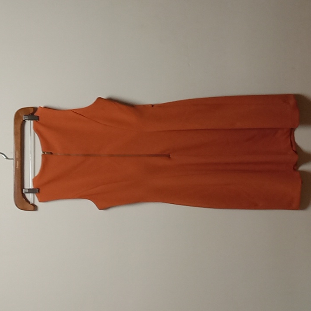 A line sleeveless, polyester ,dress with buttons| dusty orange size 4 - Picture 6 of 10